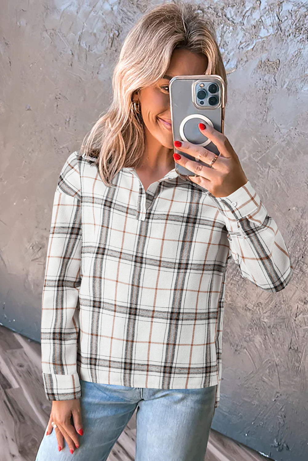 White Plaid Print Collared V Neck Loose Blouse with Side Slits Blouses 01db00198003caca