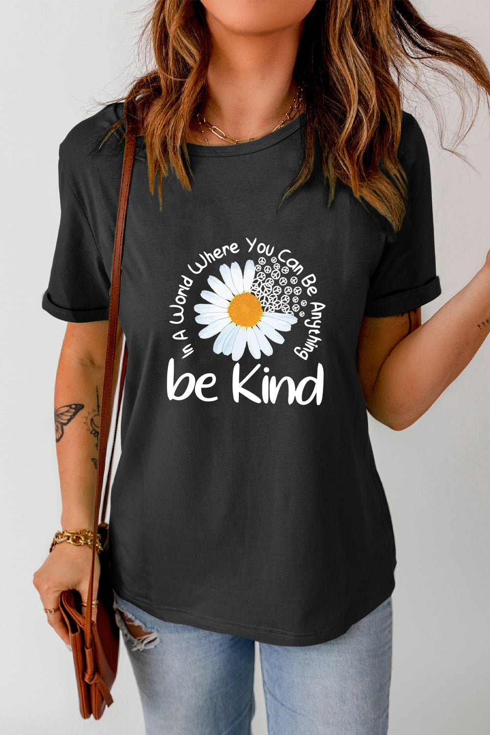 Black Casual be Kind Daisy Slogan Graphic Crewneck Tee Graphic Tees 2ca1ac9100172324