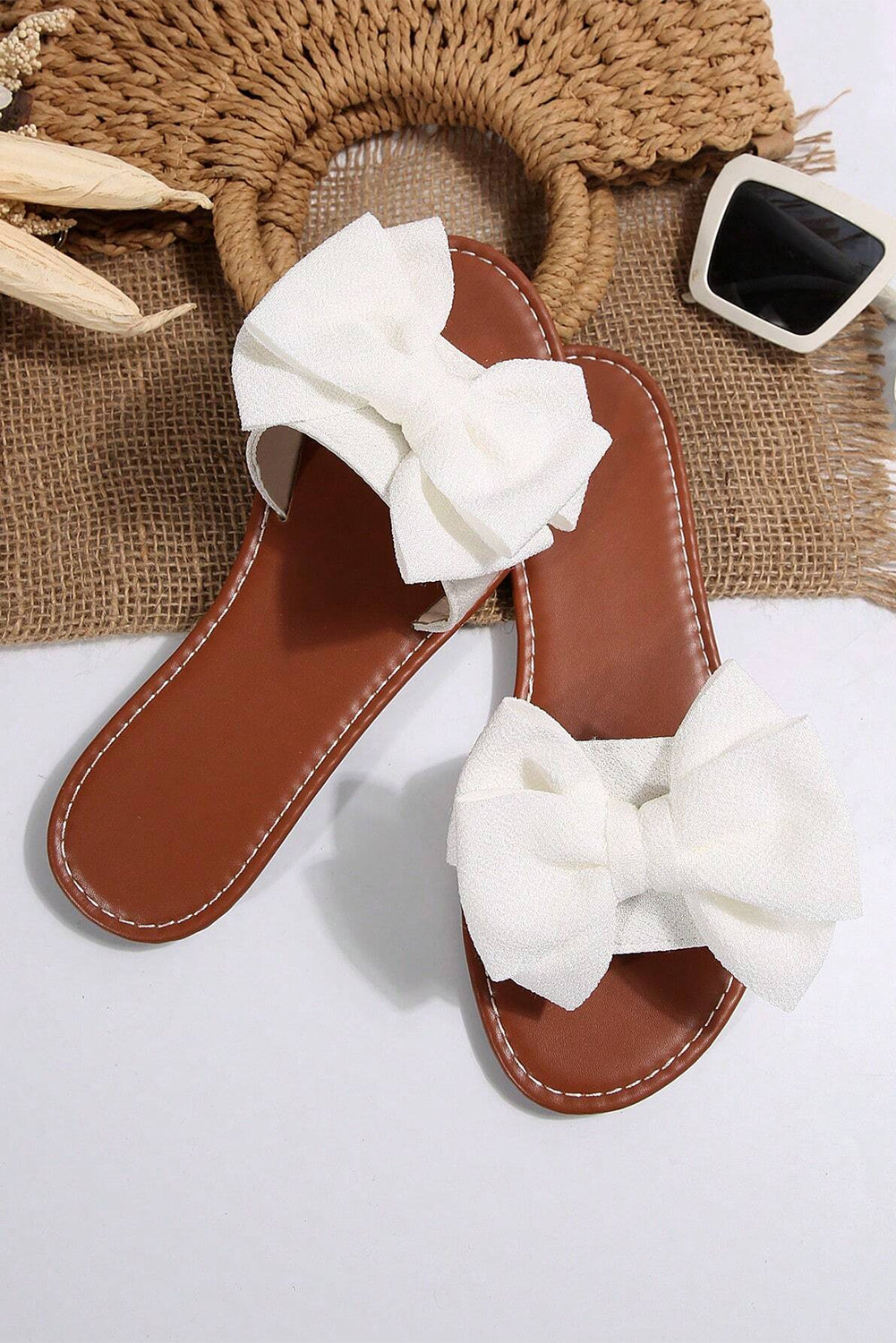 White Bow Decor Flat Slippers Slides Shoes + Flip Flops 3383146580a0717a