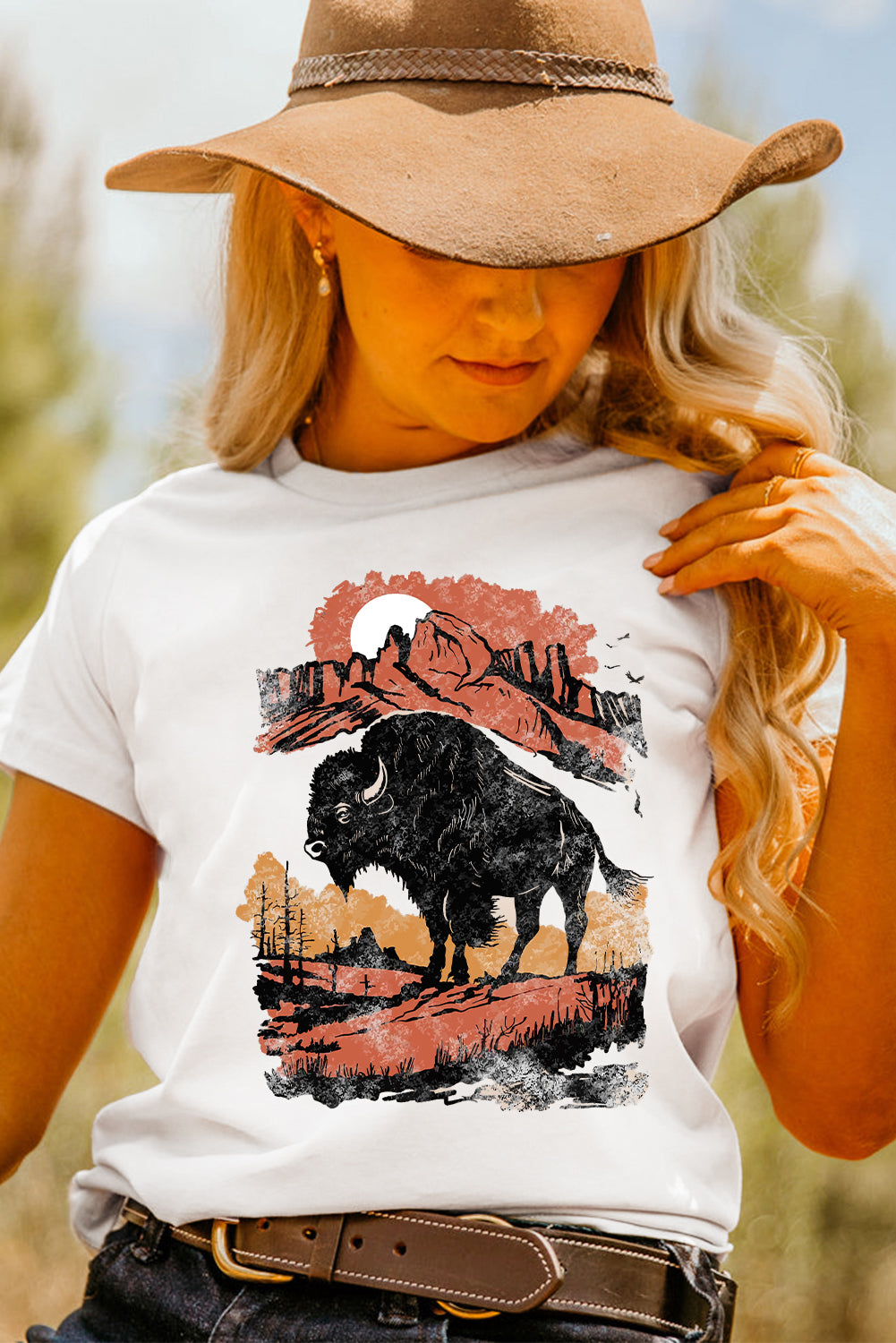White Western Buffalo On Plains Heat Transfer Printing Graphic Crew Neck Tee Graphic Tees 89ff5933bfdc50d2