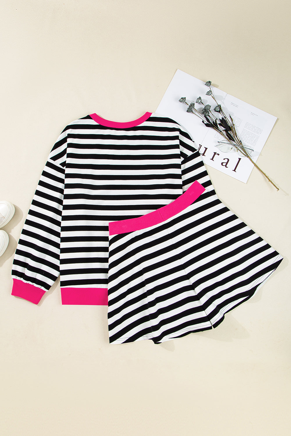 Black Stripe Contrast Edge Pullover and Shorts Plus Size Set Plus Size Matching Sets 96309cc58a8fee77