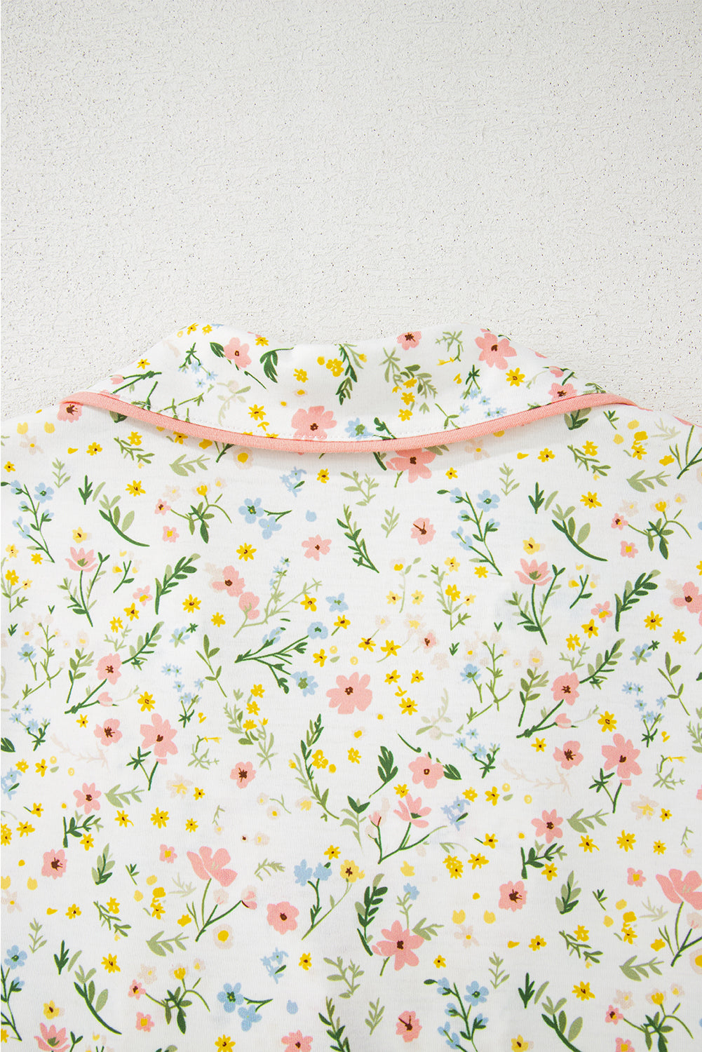 Beige Bow and Cherry Print Ruffle Hem Shorts Pajama Set Two Piece Shorts Sets a2488247af03949c