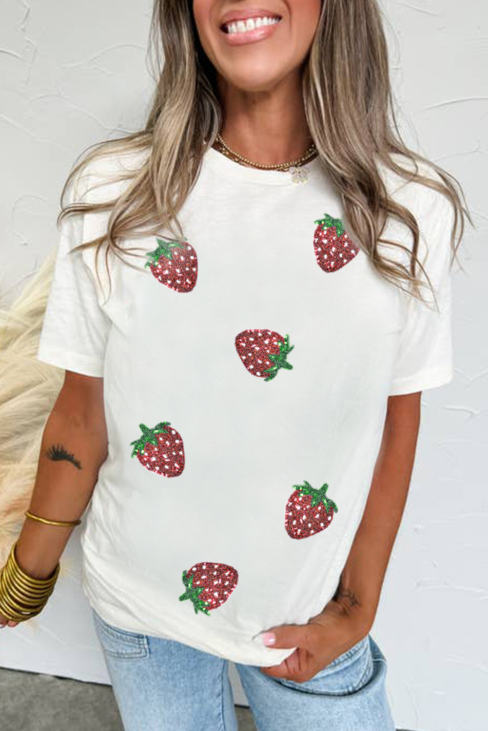 White Sequin Strawberry Patched Crew Neck T Shirt Graphic Tees abcf2562e861a9f0
