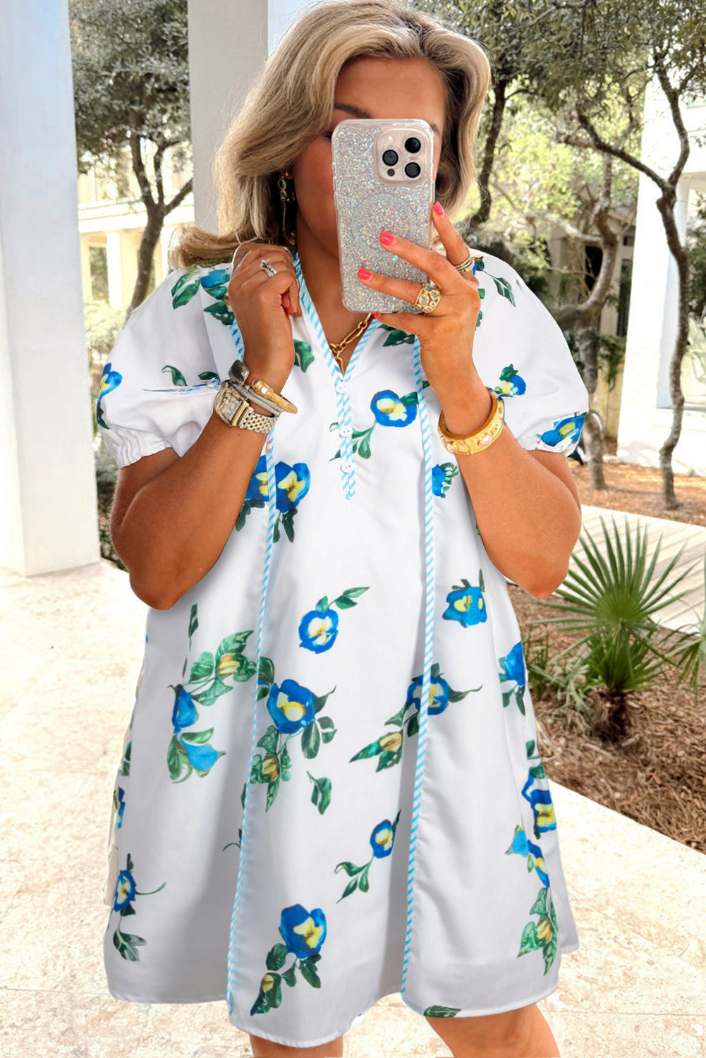 White Plus Size Floral Puff Sleeve Contrast Tie V Neck Flowy Dress Plus Size Dresses d319053c00a0d219