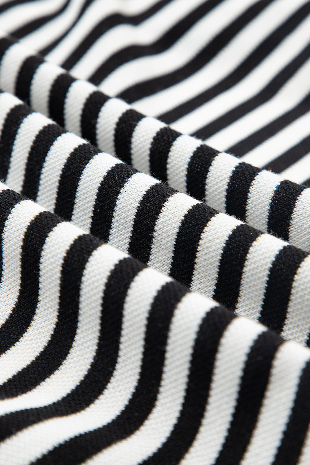 Black Stripe Bowknot Backless T-Shirt T Shirts d38f40c42a3ea001