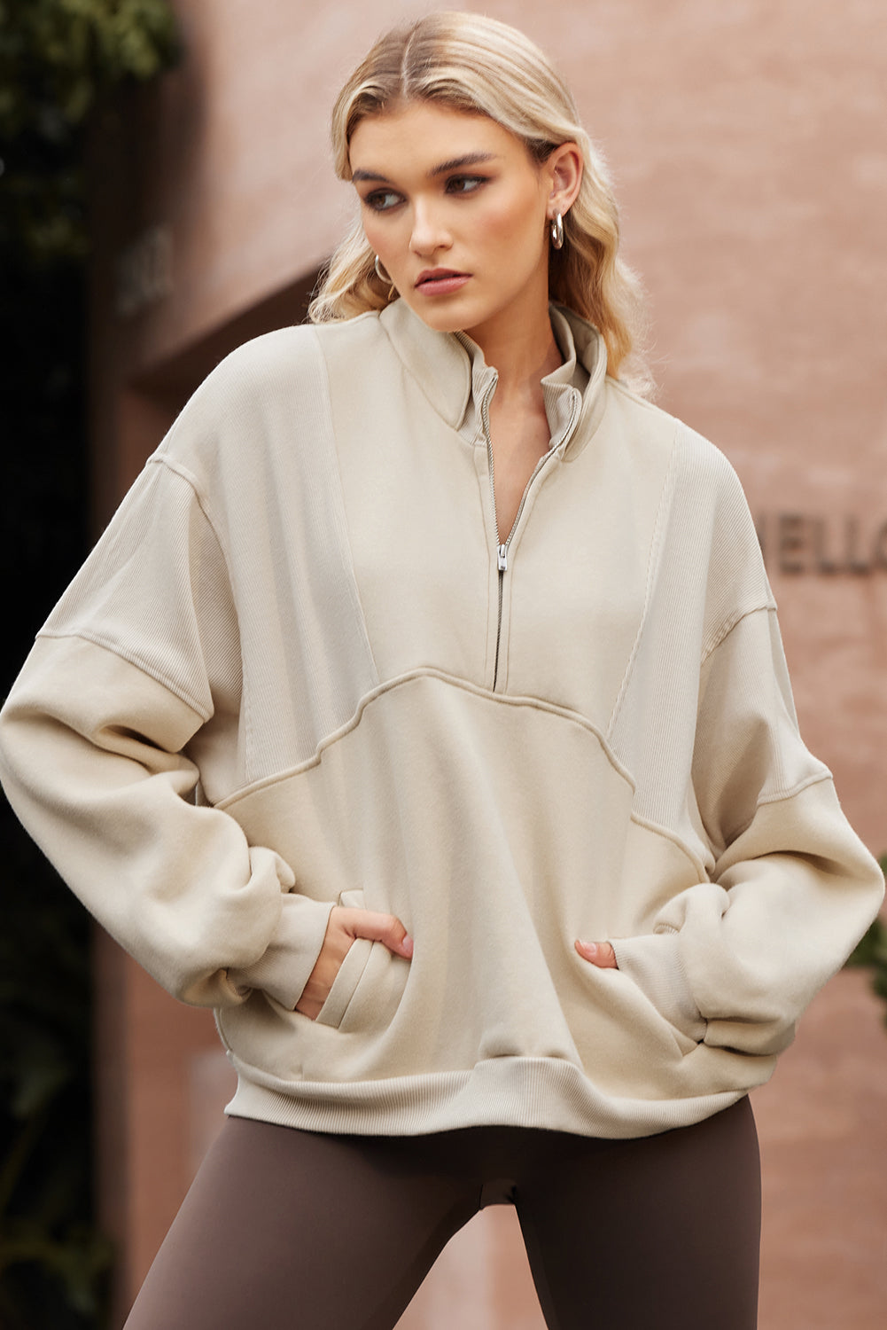 Black Half Zip Stand Collar Exposed Seam Solid Color Casual Sweatshirt Sweatshirts & Hoodies e339a96b91a7934f