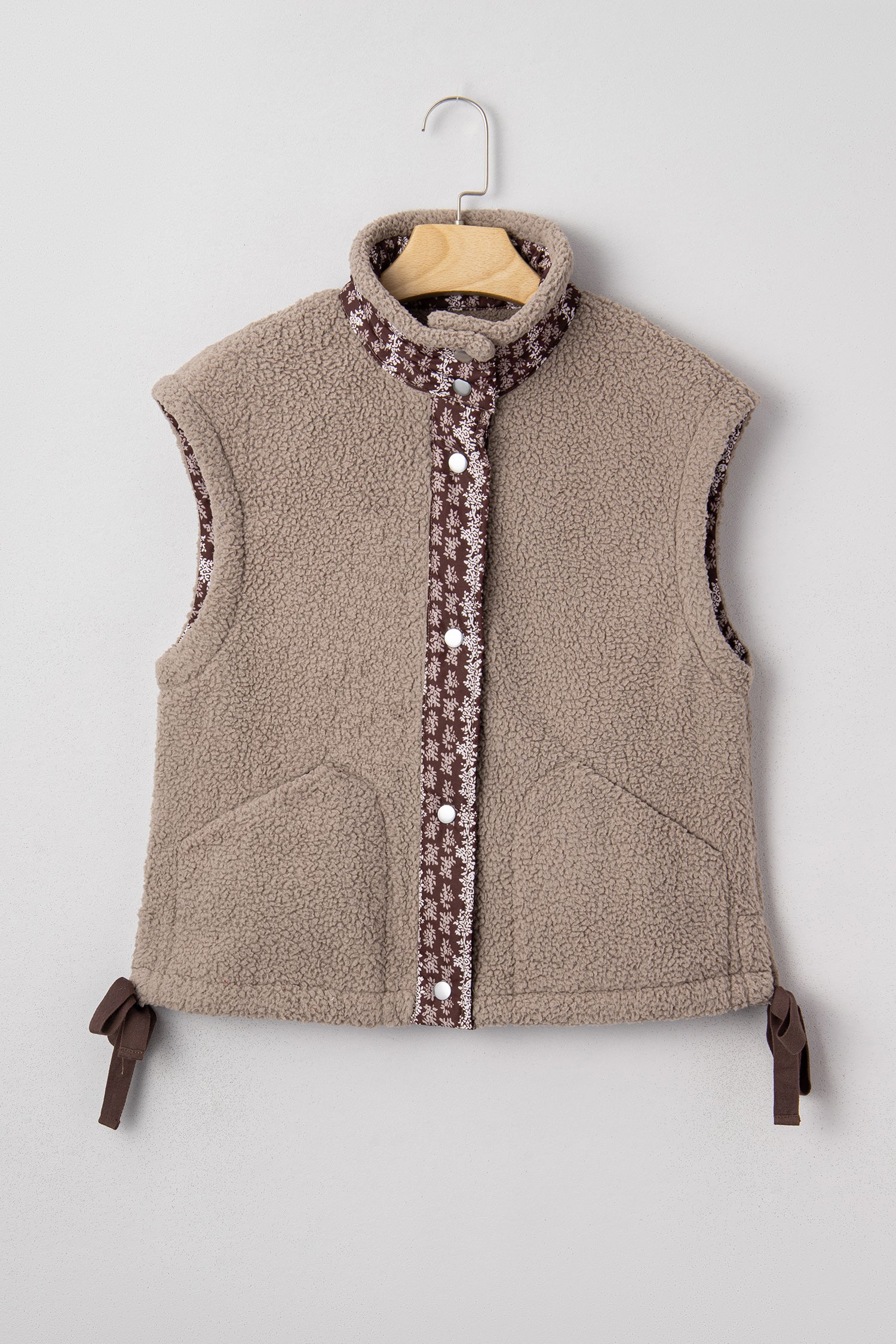 Goat Side Bows Sherpa Fleece Vest Vests ed65a1305fa217ed