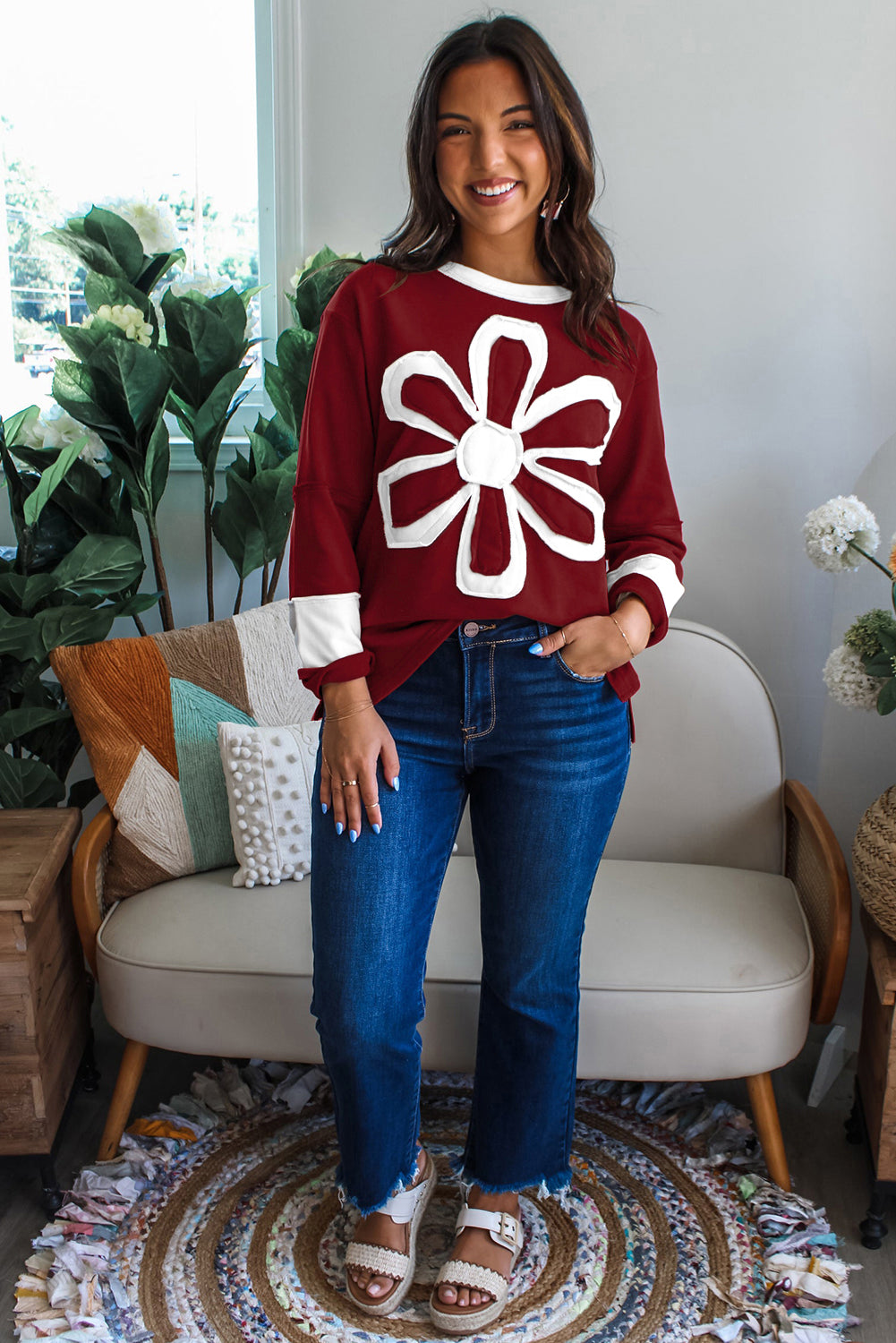 Red Dahlia Cheerful Daisy Flower Patched Round Neck Long Sleeve Top Long Sleeve Tops 040b493b2f210318