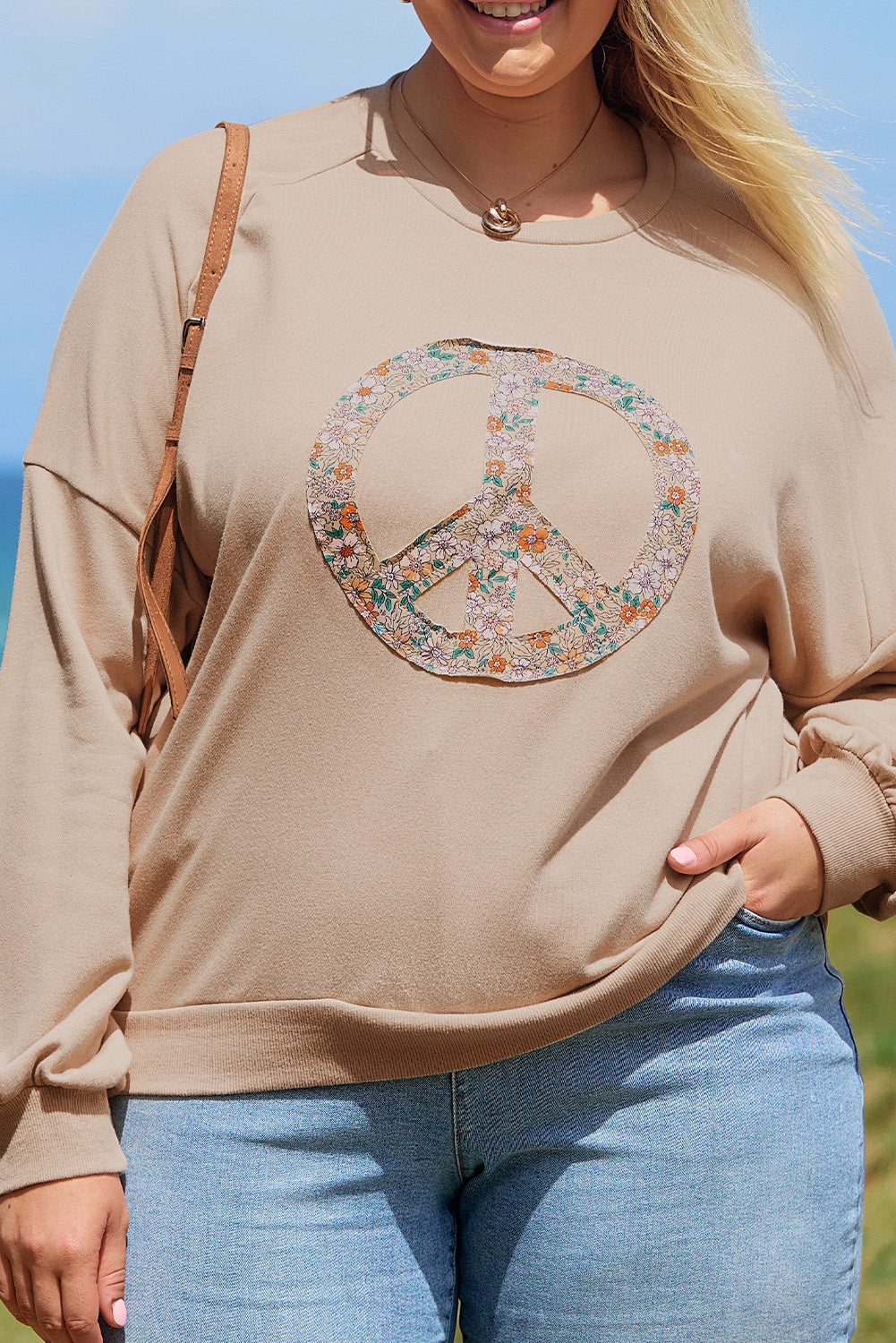 Pale Khaki Floral Peace Graphic Washed Plus Size Sweatshirt Plus Size Tops 183713814255ae79