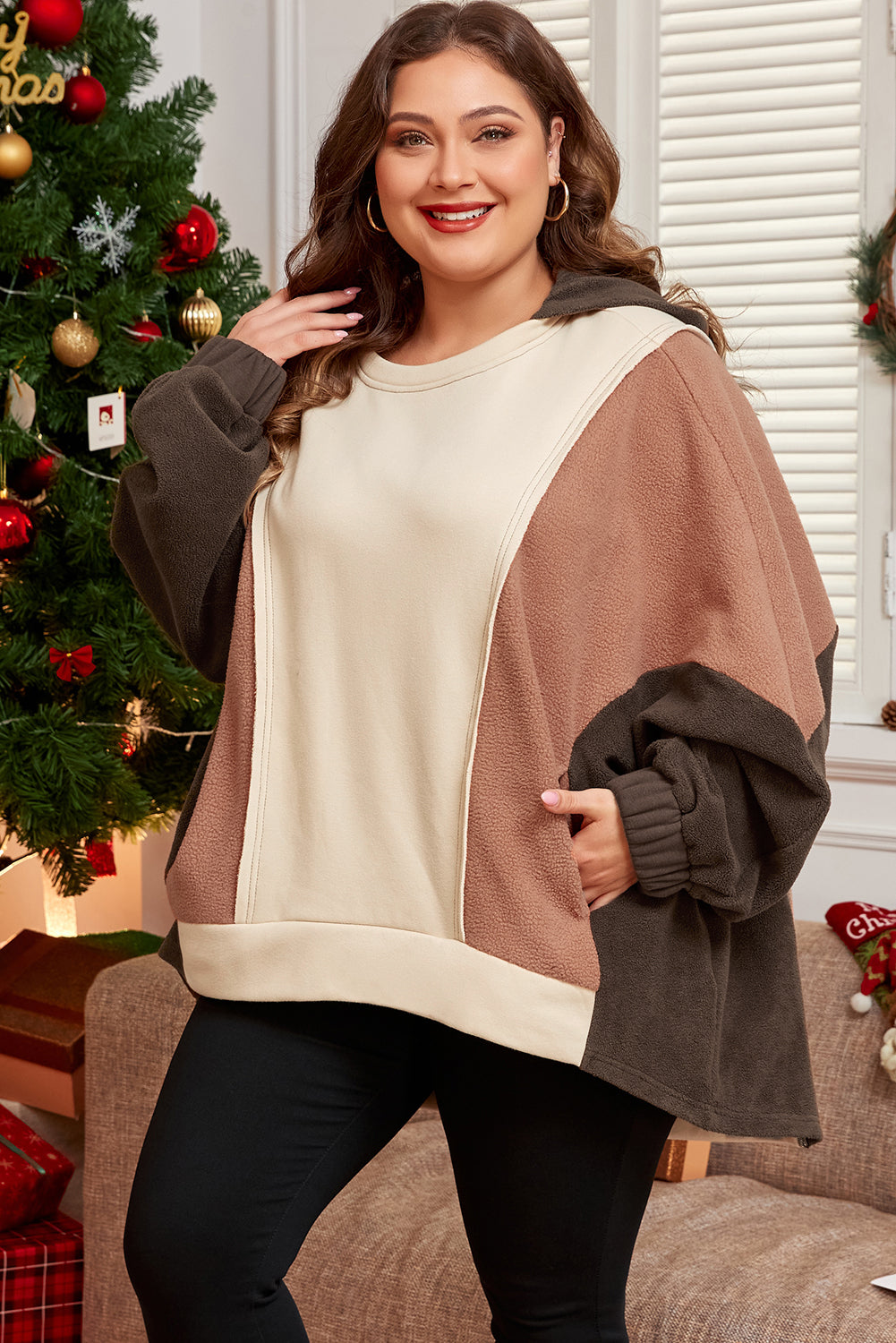 Brown Plus Size Exposed Seam Patchwork Sweatshirt Plus Size Tops 1b0170b0a6d5ac11