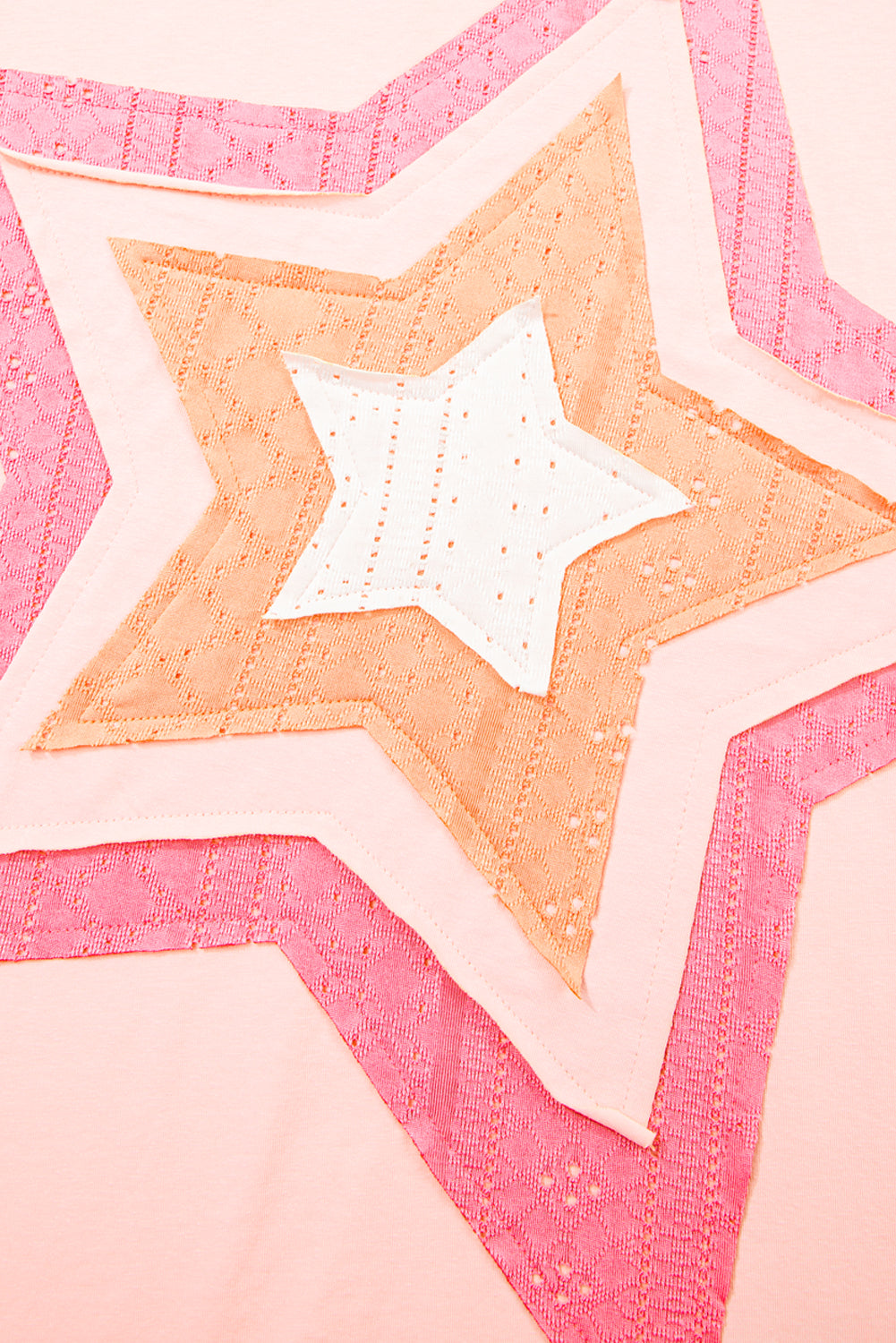 Light Pink Eyelet Colorblock Star Applique Plus Size T Shirt Plus Size Tops 4c1ac44c1b6e6c00