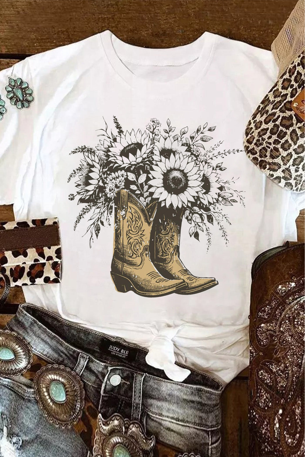 White Sunflower Boots Heat Transfer Printing Cotton Blend Graphic Tee Graphic Tees 5178b8f98bab347f