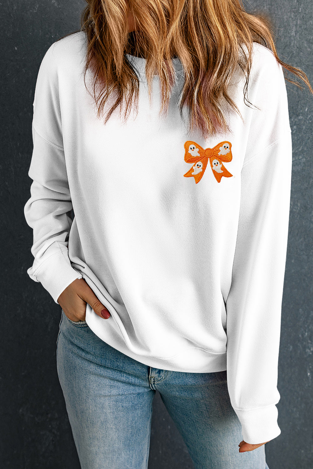 White Cute Halloween Ghost Bow Embroidered Graphic Sweatshirt Graphic Tees 5c006bd9e5269db7