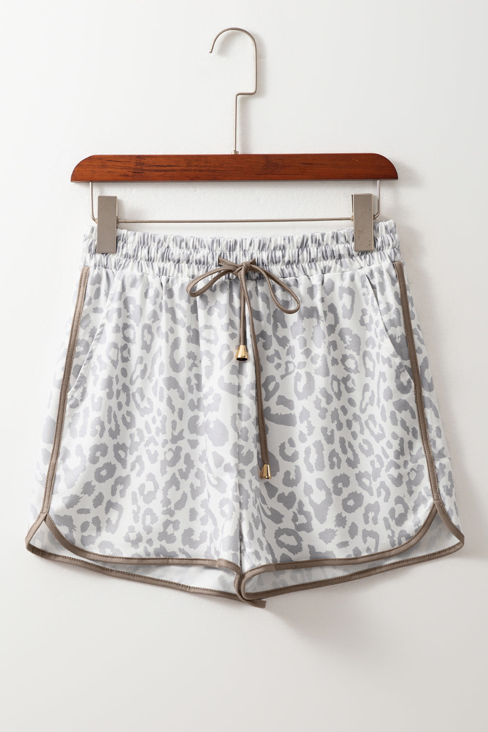 White Leopard Elastic Waist Lace up Contrast Trim Casual Shorts Shorts 5f60a79228cf5b72