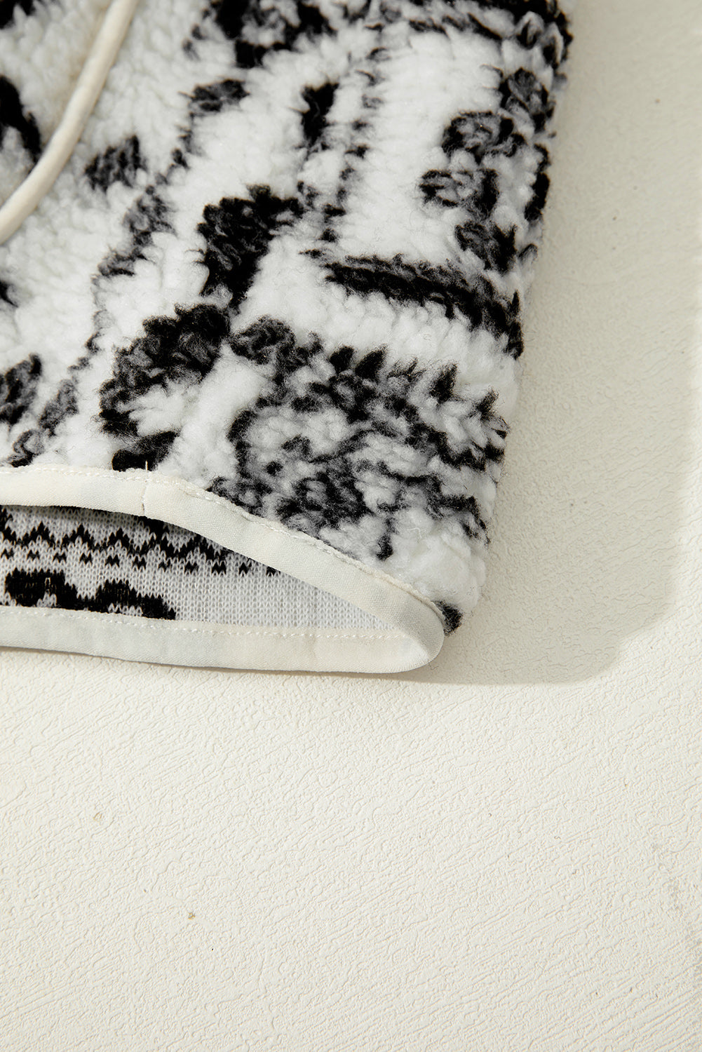 Beige Sherpa Paisley Print Pocketed Fashion Vest Jacket Jackets 7360686ed16532b6