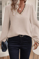 Jet Stream Contrast Scallop Trim V Neck Long Sleeve Top Blouses 99f8e3758fbb03c6