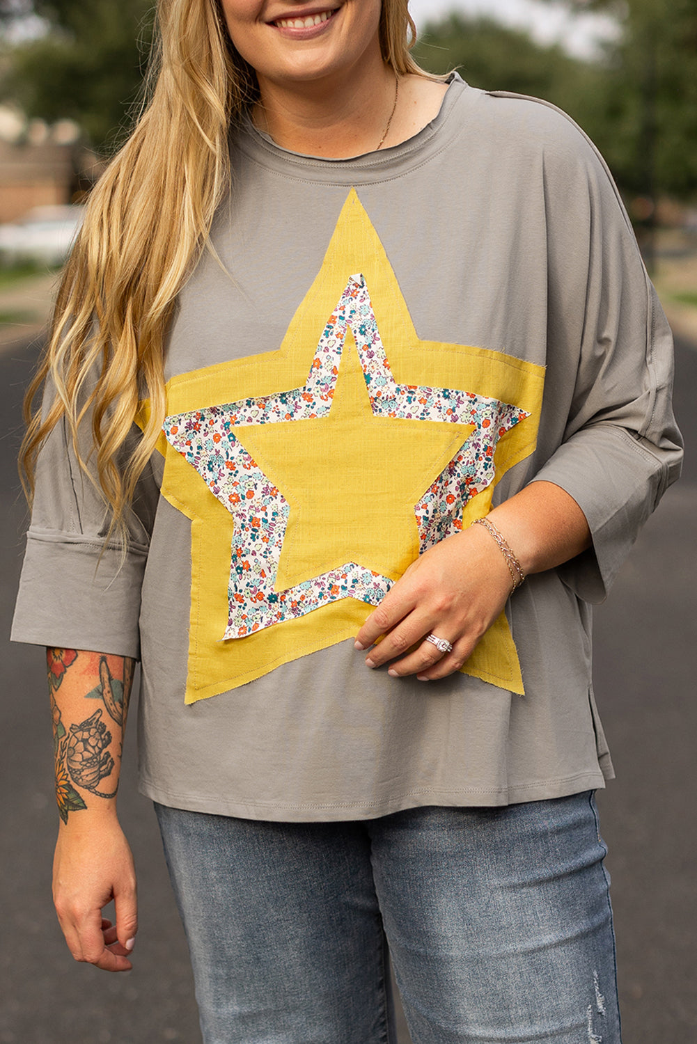 Medium Grey Floral Star Patched 3/4 Sleeve Plus Size Top Plus Size Tops 9c5b396b63cd8ce6
