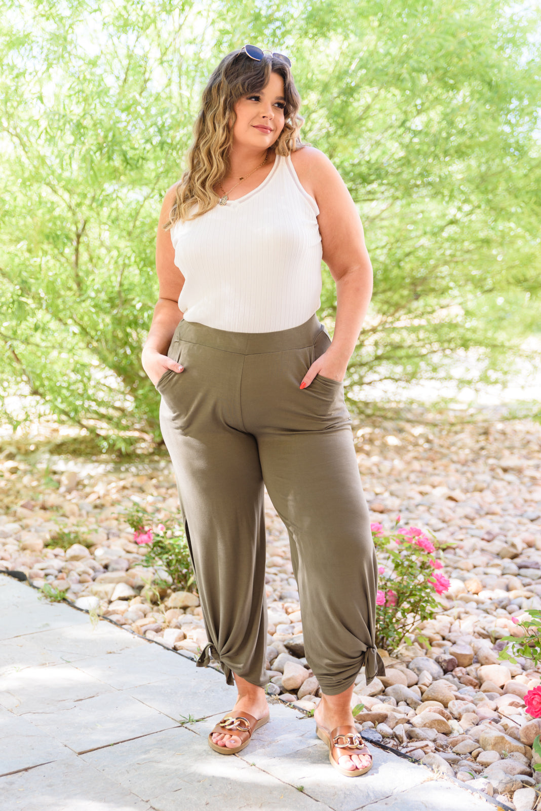 BeautybyShree First Class Pants In Olive