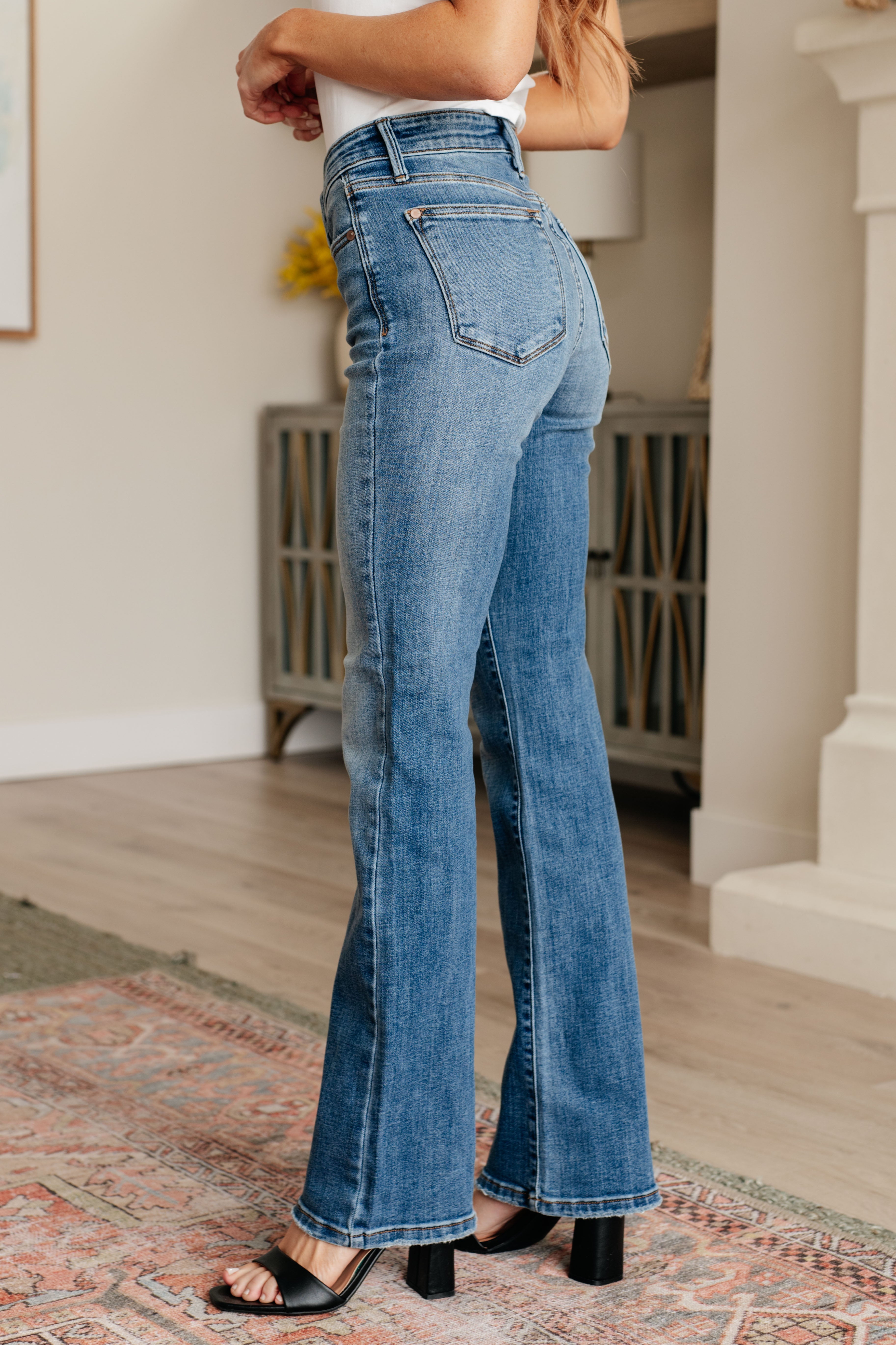 BeautybyShree Genevieve Mid Rise Vintage Bootcut Jeans