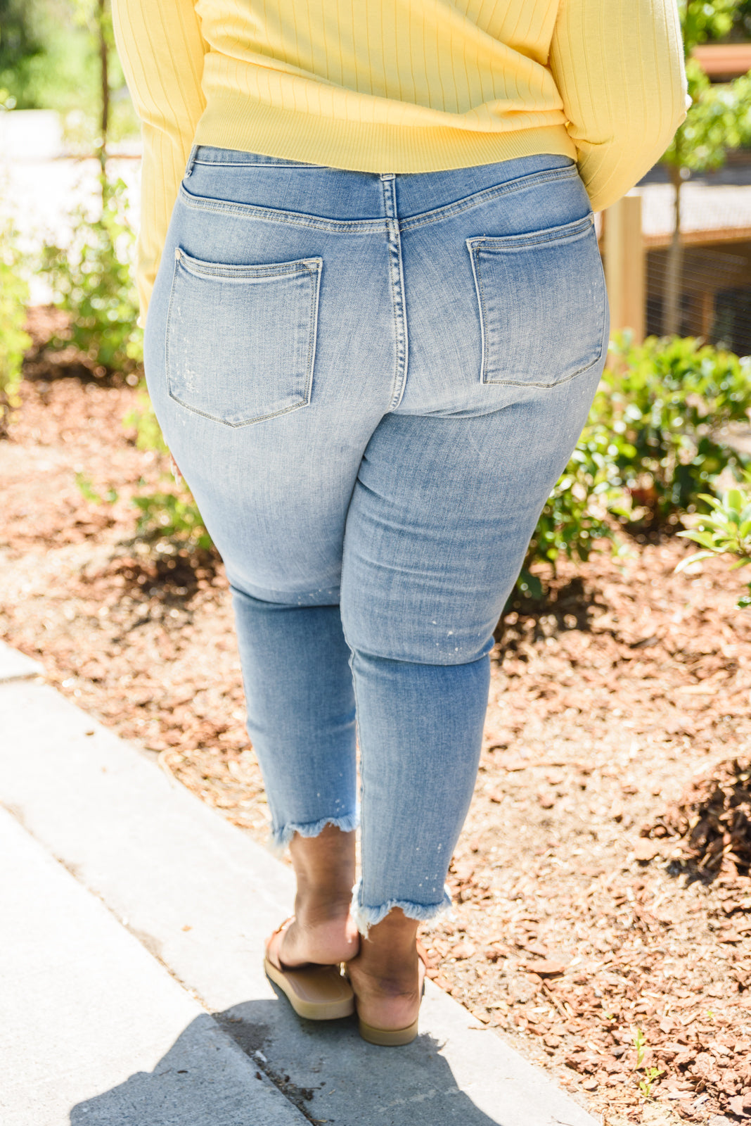 BeautybyShree Kandis Mid-Rise Bleach Splash Jeans