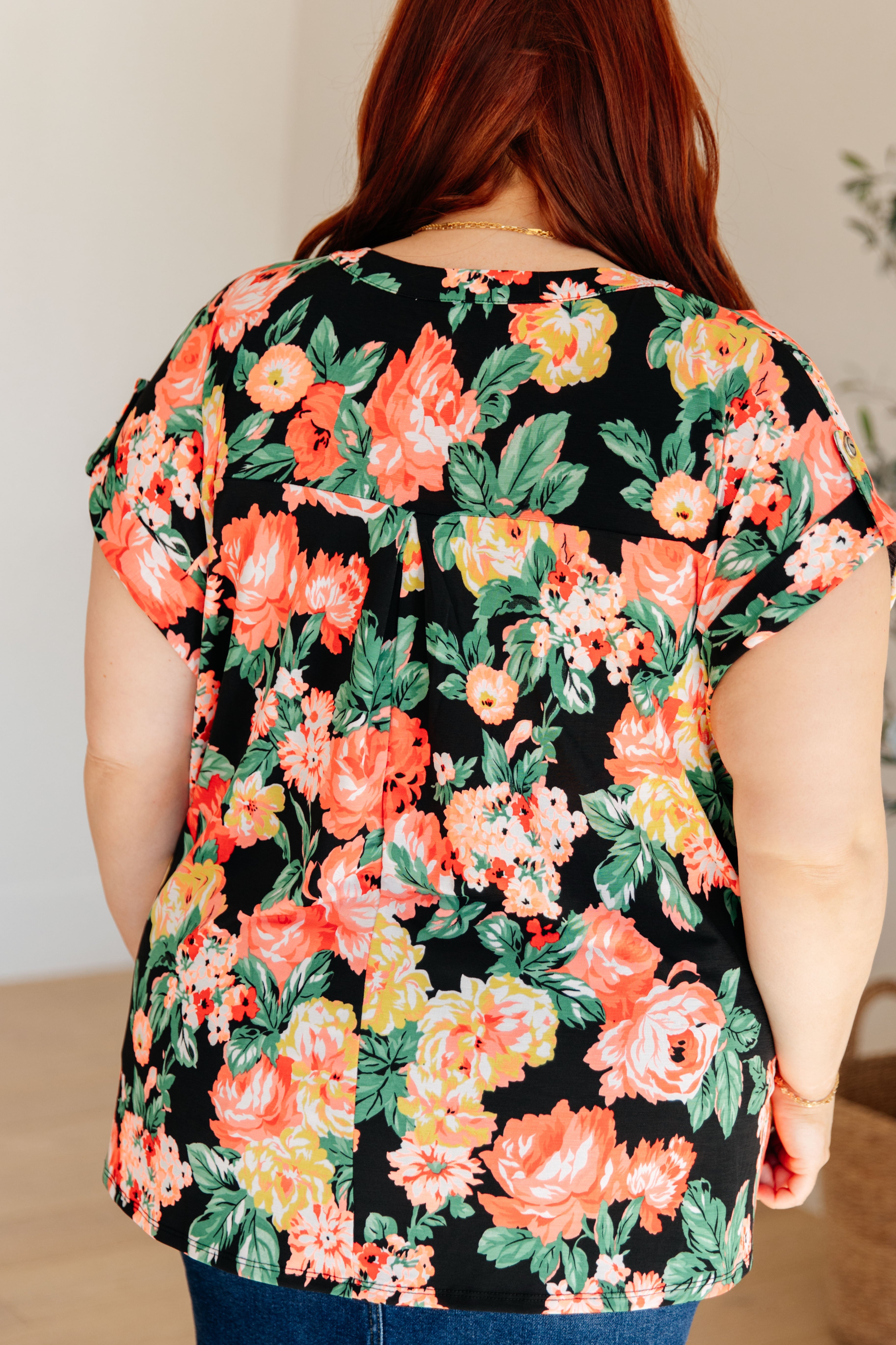 BeautybyShree Lizzy Cap Sleeve Top in Black Garden Floral