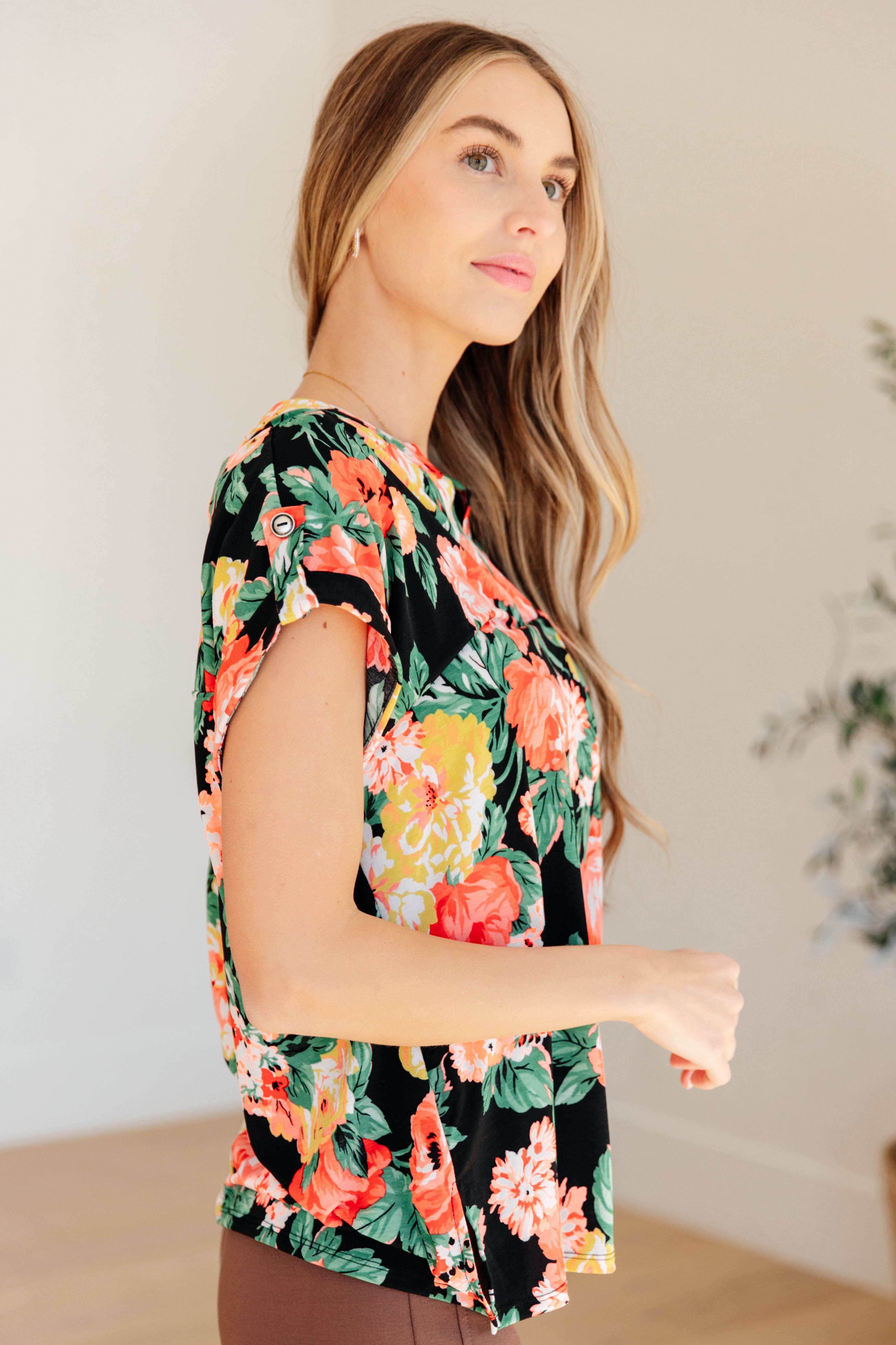 BeautybyShree Lizzy Cap Sleeve Top in Black Garden Floral