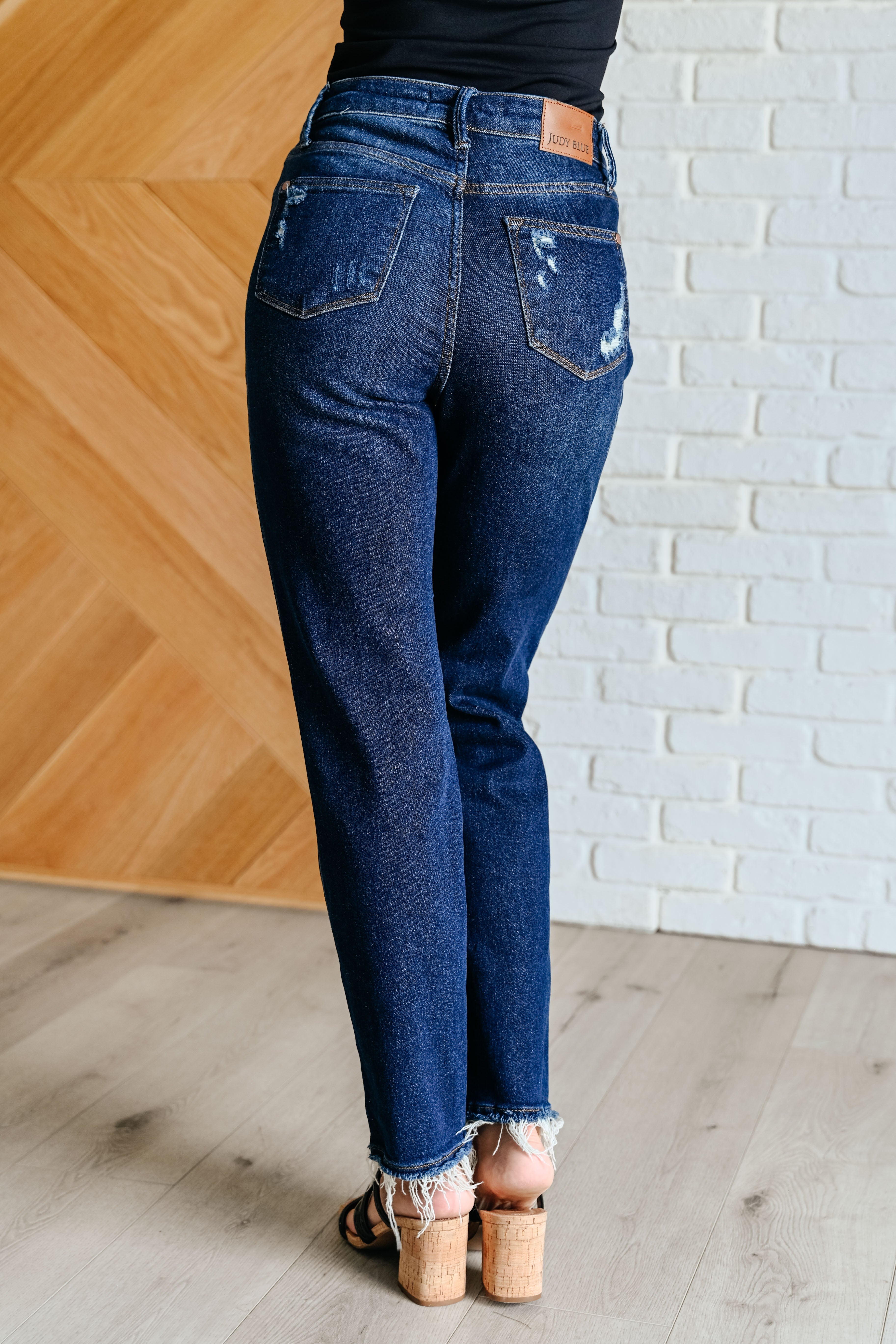 BeautybyShree Montana High Rise Rigid Magic Distressed Straight Jeans