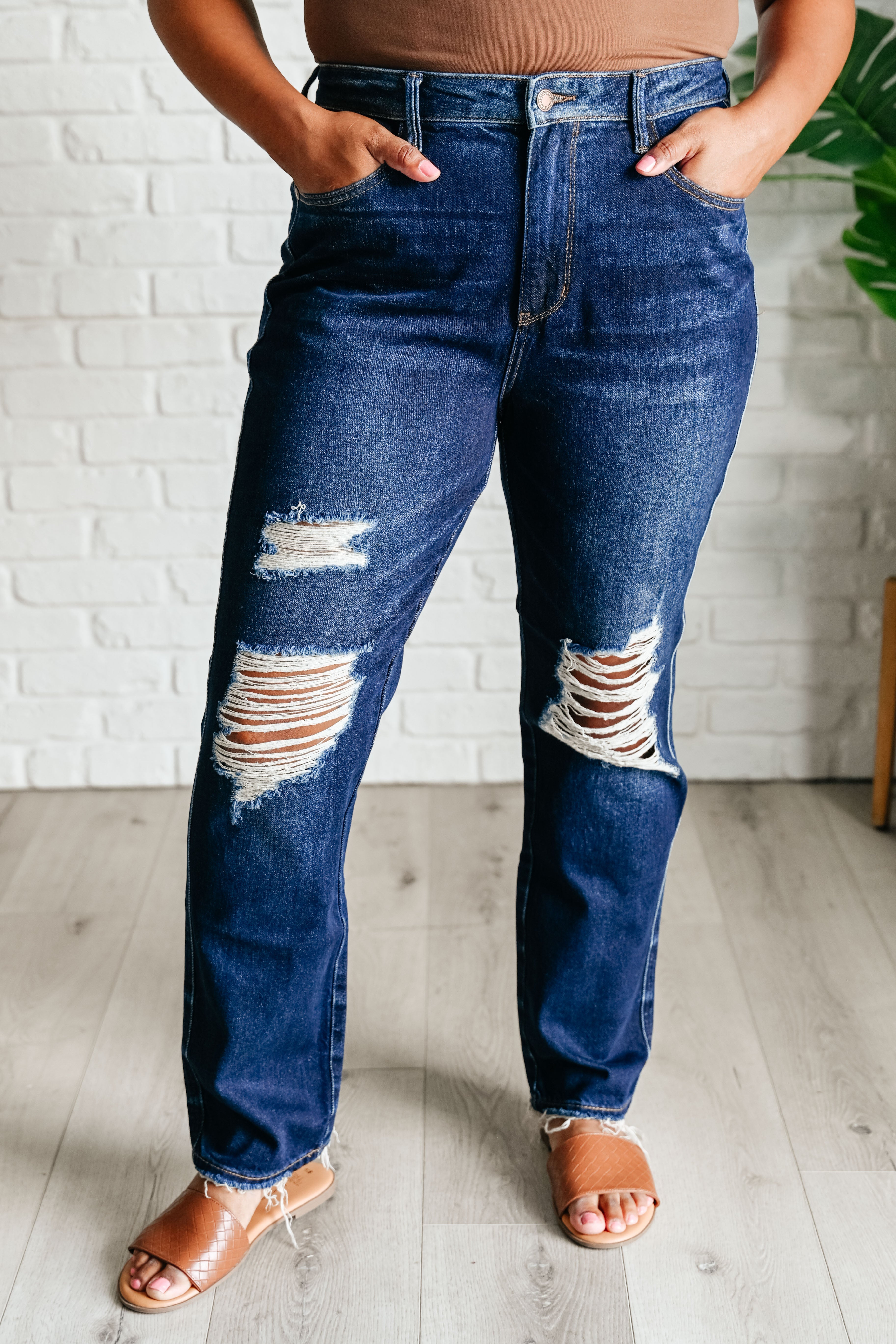 BeautybyShree Montana High Rise Rigid Magic Distressed Straight Jeans