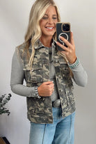 Green Camouflage Print Button Cargo Pocket Button Down Denim Vest Jackets bd6d8eb31623fd9f
