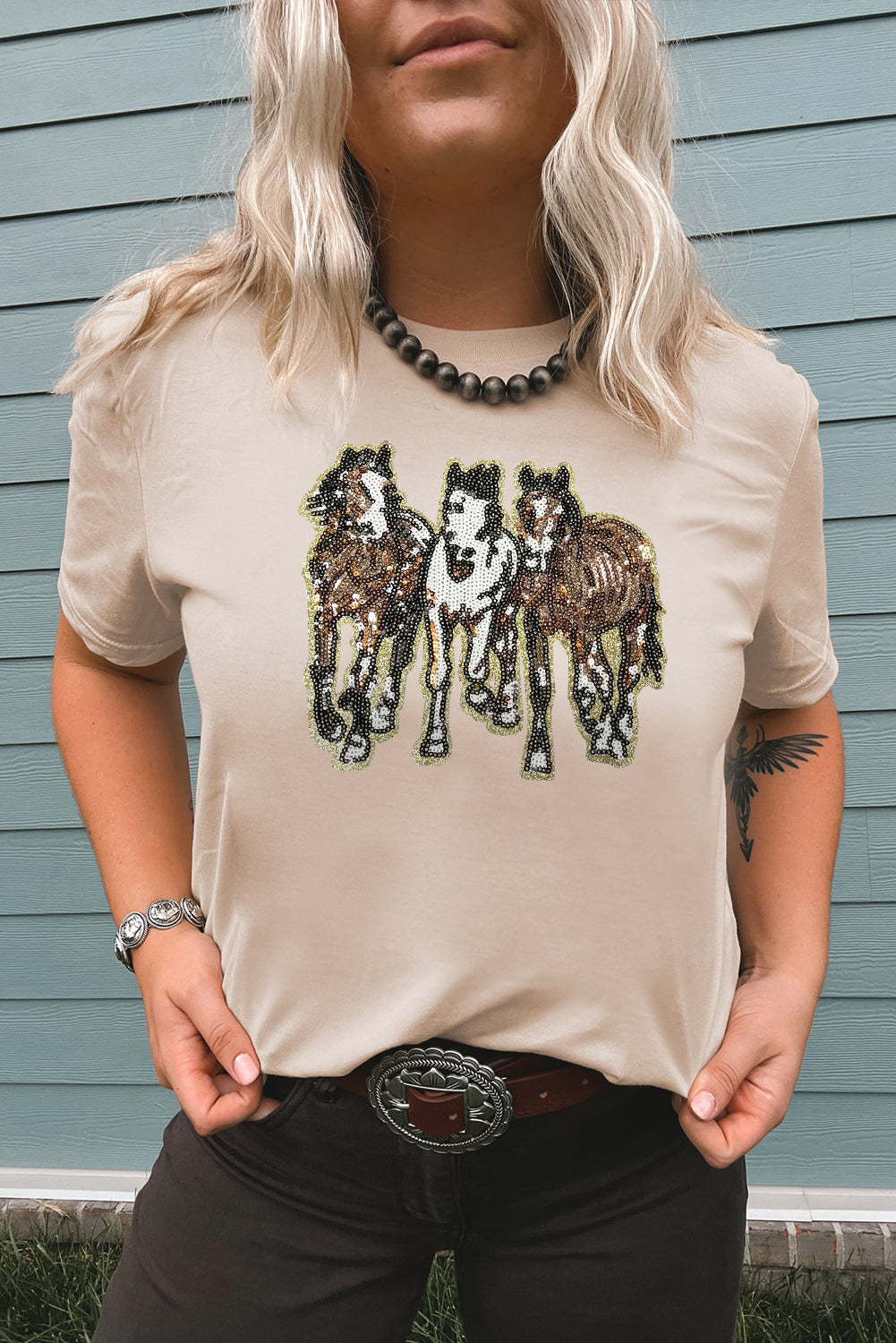 Khaki Sequin Horses Patched Casual Crewneck T Shirt Graphic Tees c28356df5523af74