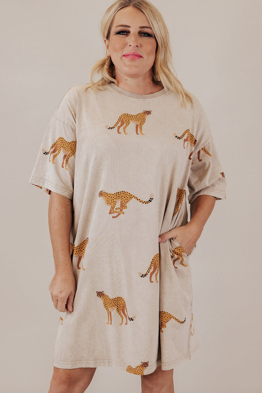 Apricot Plus Size Cheetah Print Side Pockets T Shirt Mini Dress Plus Size Dresses d5225d33e4e19d52
