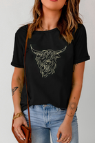 Black Vintage Bull Head Embroidered Pattern T Shirt Graphic Tees d7b266e5860d9b50