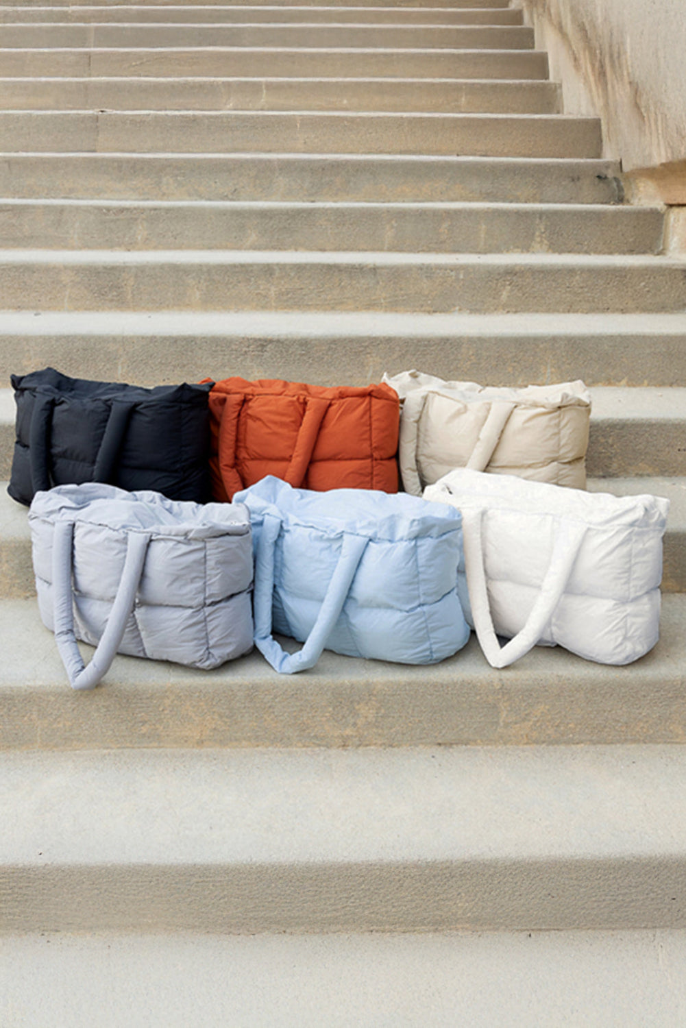 Black Solid Quilted Puffy Zipped Large Tote Bag Tote Bags dbaacaf8f8488e4c