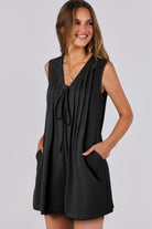 Black Tie V Neck Pleated Sleeveless Loose Romper Rompers dfc5c6f591afd297