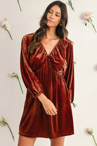 Clay Elastic V Neck Puff Sleeve Flowy Velvet Dress Short Dresses e2ed2d9c58539337