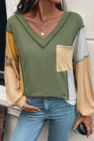 Jungle Green Exposed Stitching Colorblock V Neck Long Sleeve Top Long Sleeve Tops e5c8333b6b44caed