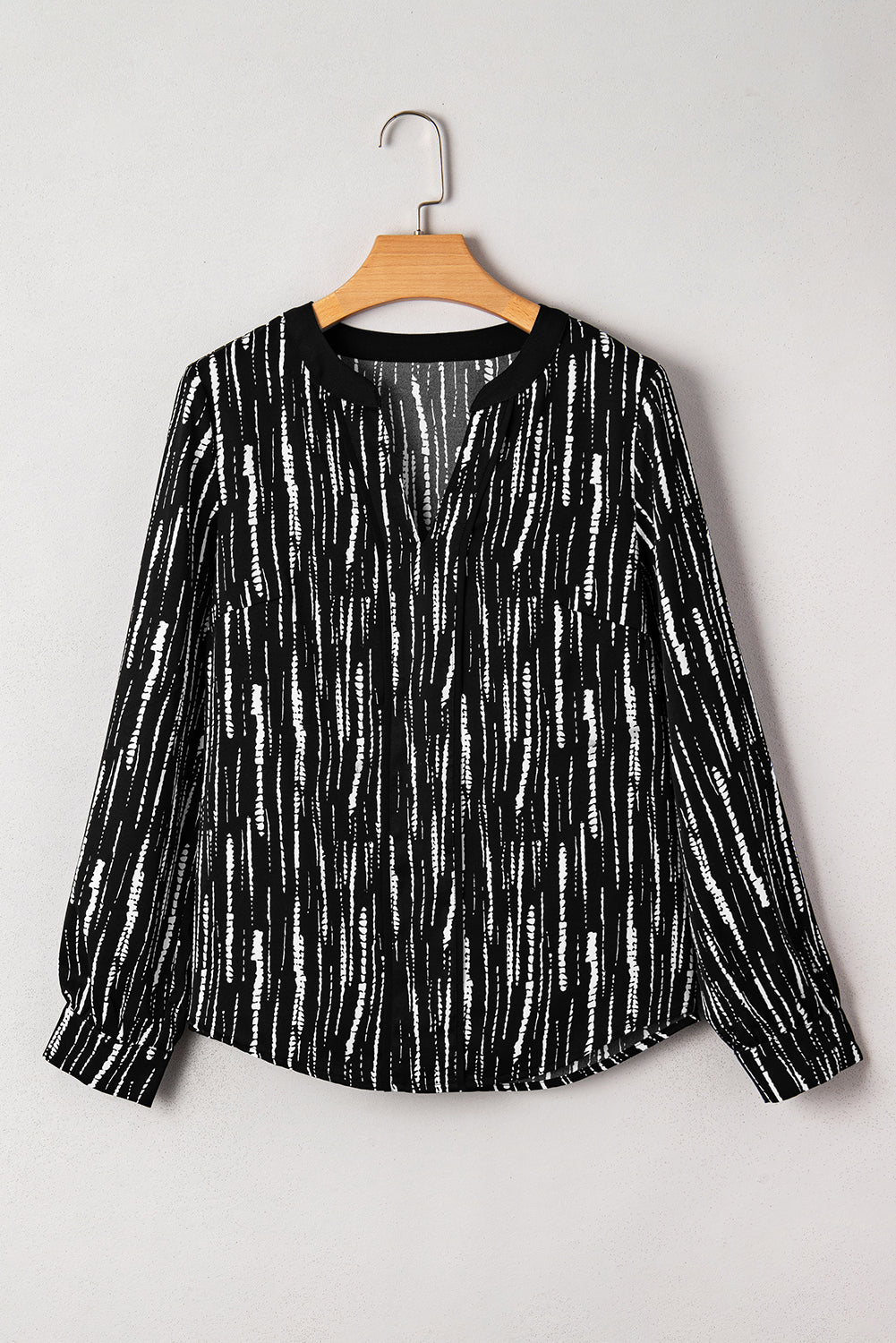 Black Spring and Autumn Abstract Print V-neck Long-sleeve Blouse Blouses ee91ea517f7b8658