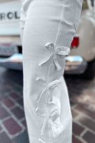 White Bowknot Side Detail Straight Leg Loose Jeans Jeans fdb9a320872bb46c