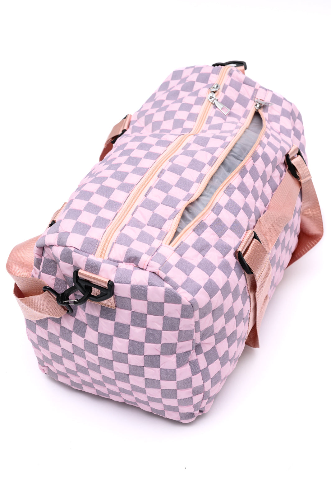 BeautybyShree Elevate Travel Duffel in Pink