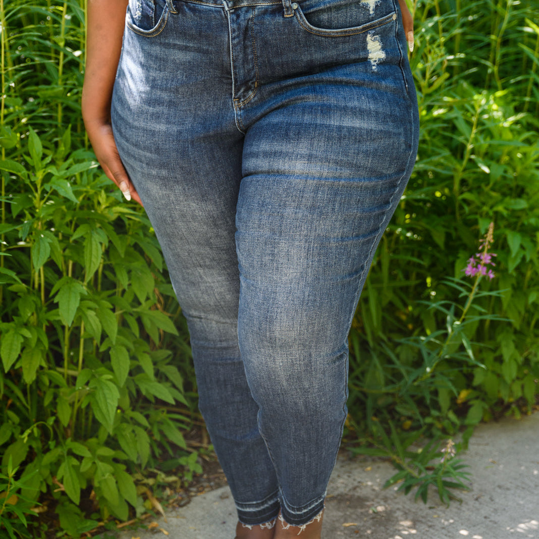 Lily Hi-Waisted Tummy Control Jeans